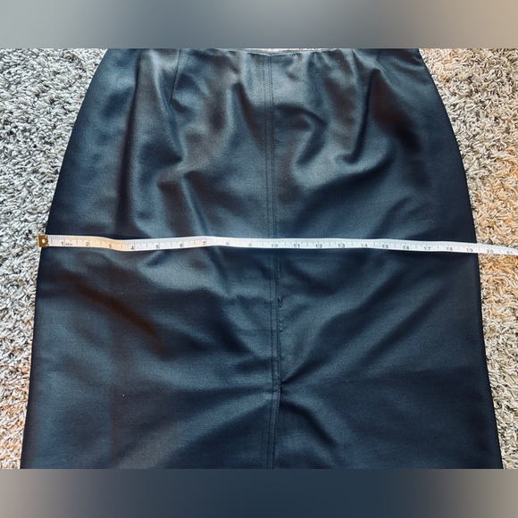 Badgley Mischka Vintage Black Wool/Silk + Silk-Lined Pencil Skirt Size 6 - Picture 6 of 10